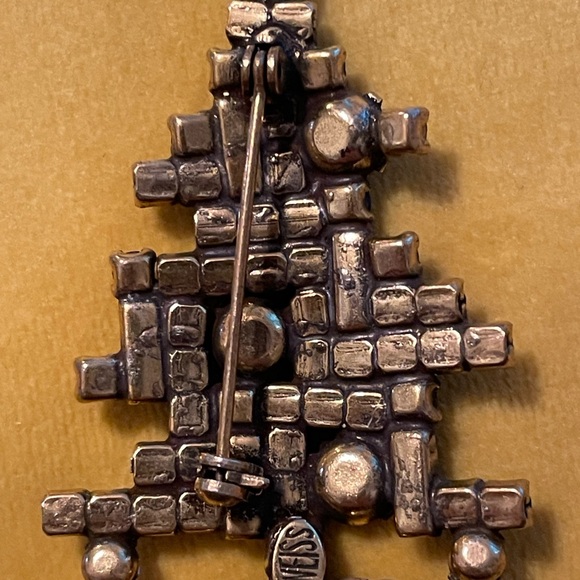Rare Weiss Christmas Tree Brooch - Picture 4 of 4